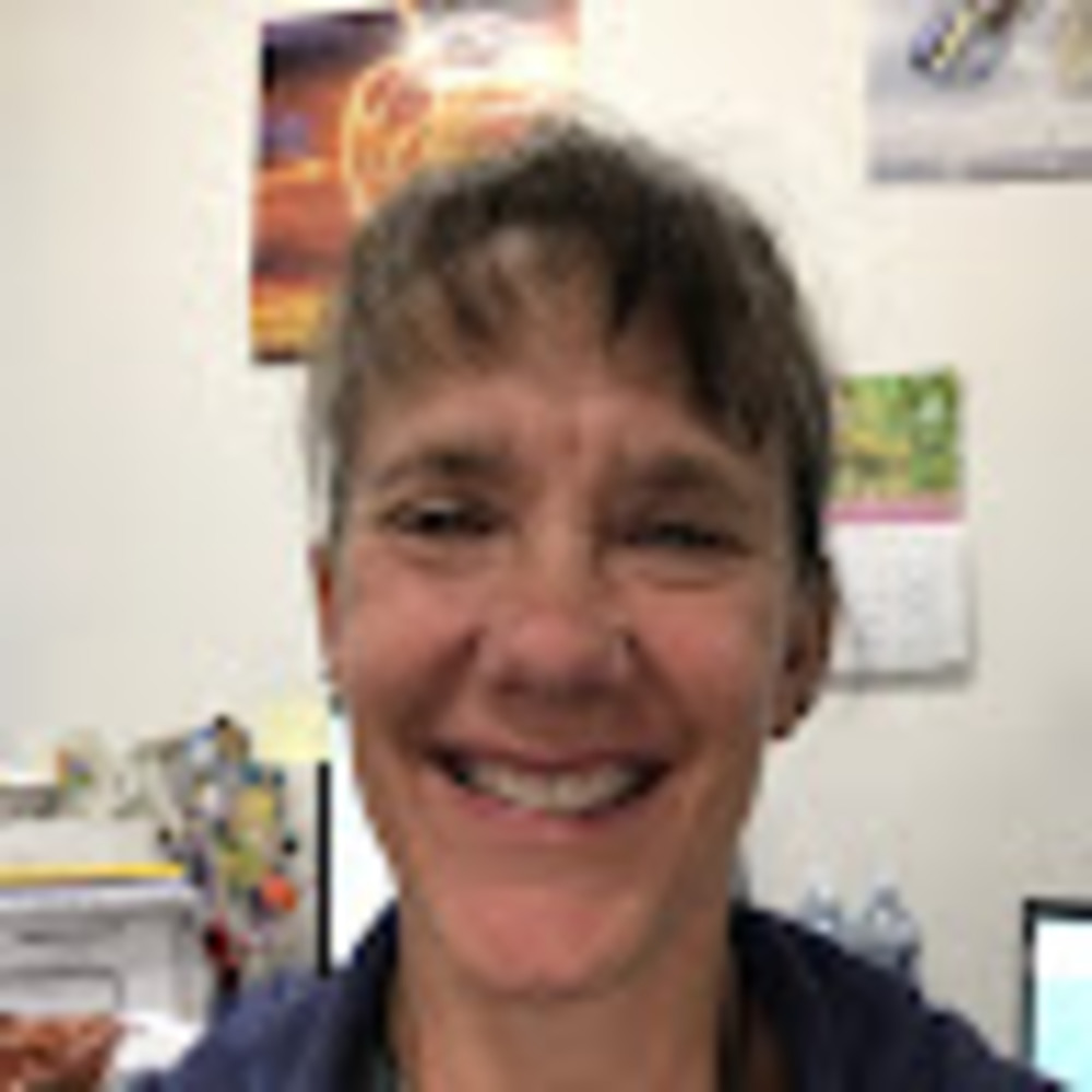 Meet your Posher, Shana